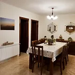 Pitoes Naturehouse Pitoes das Junias