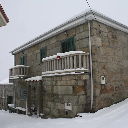 Pitoes Naturehouse *