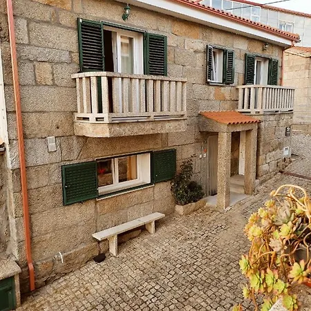 Pitoes Naturehouse Pitoes das Junias